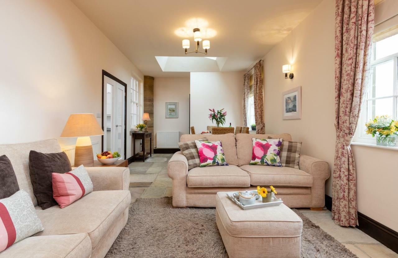 Mews Cottage Уитби Екстериор снимка